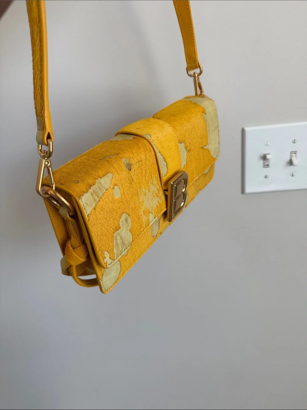 Brandon Blackwood Yellow Patterned Leather Shoulder Bag with Gold B Hardware